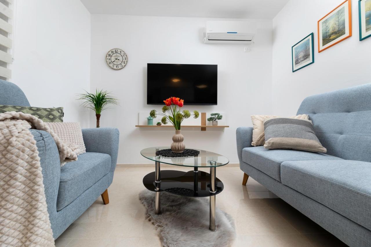 Apartman "Ela" Njivice Luaran gambar