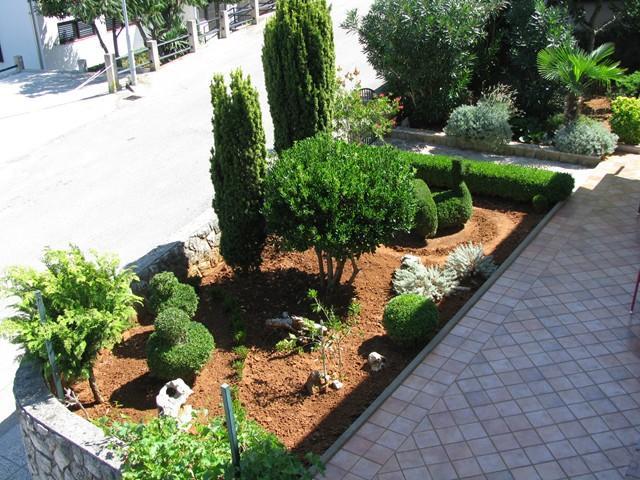 Apartman "Ela" Njivice Luaran gambar