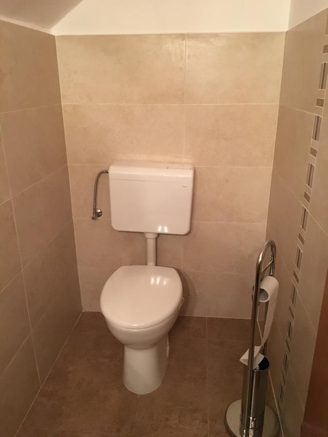 Apartman "Ela" Njivice Luaran gambar